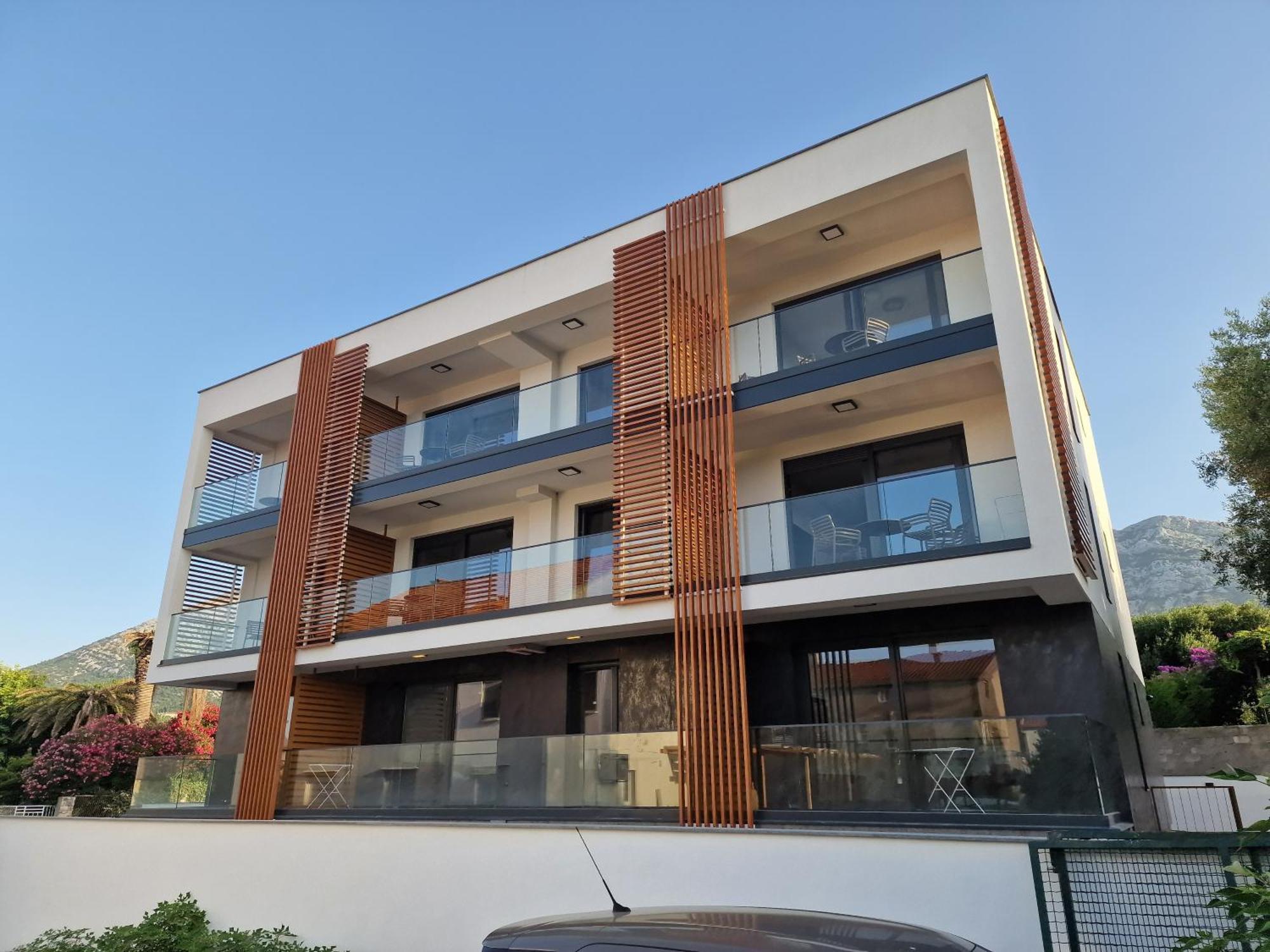 Apartment Cameleon Orebic- Beachfront *